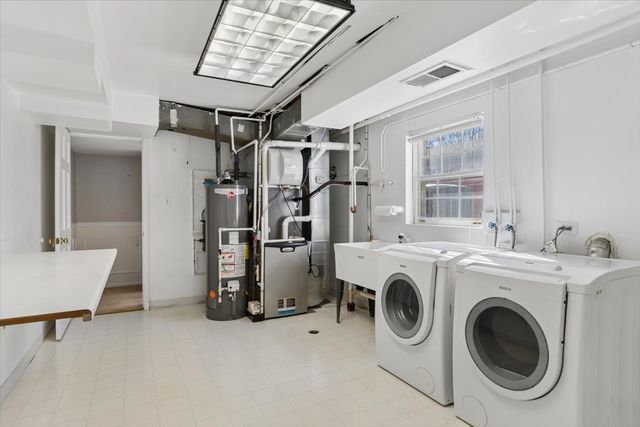 554 N Westwood Avenue, Lombard, IL 60148