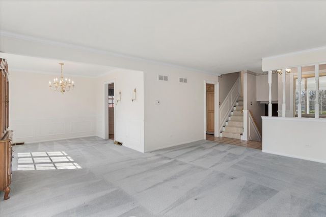 554 N Westwood Avenue, Lombard, IL 60148