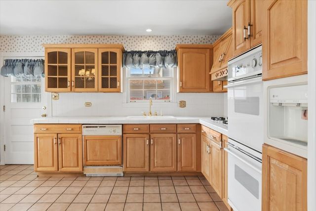 554 N Westwood Avenue, Lombard, IL 60148