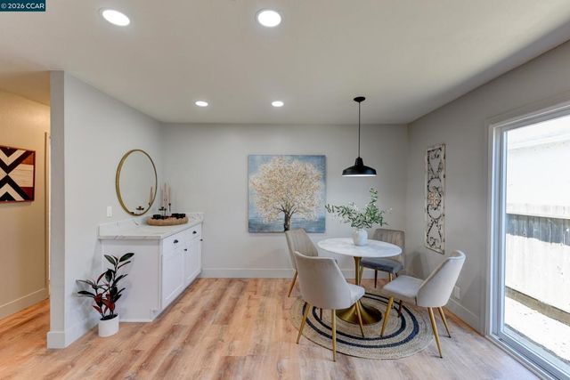 2913 16Th St, San Pablo, CA 94806