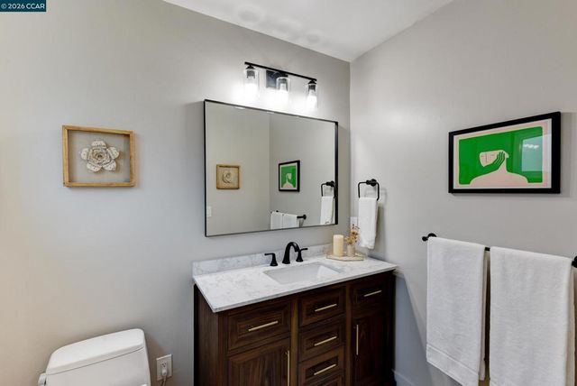 2913 16Th St, San Pablo, CA 94806