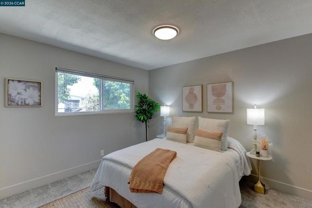 2913 16Th St, San Pablo, CA 94806
