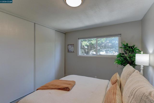 2913 16Th St, San Pablo, CA 94806