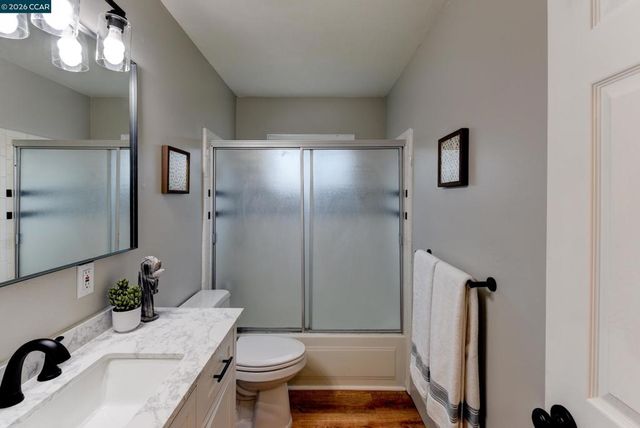 2913 16Th St, San Pablo, CA 94806