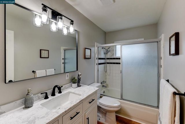 2913 16Th St, San Pablo, CA 94806