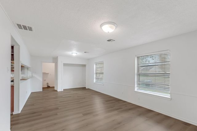 7723 Kendalia Drive, Houston, TX 77036