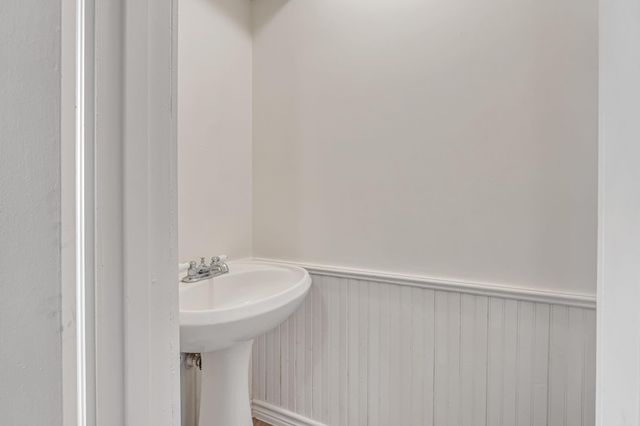 7723 Kendalia Drive, Houston, TX 77036