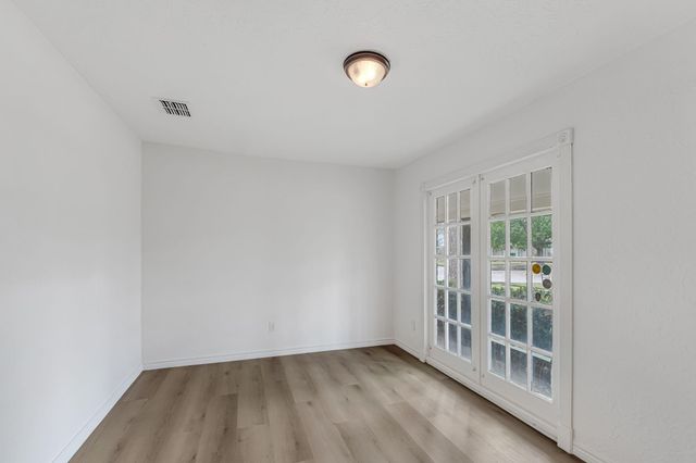 7723 Kendalia Drive, Houston, TX 77036