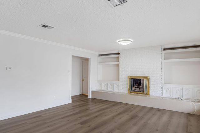 7723 Kendalia Drive, Houston, TX 77036