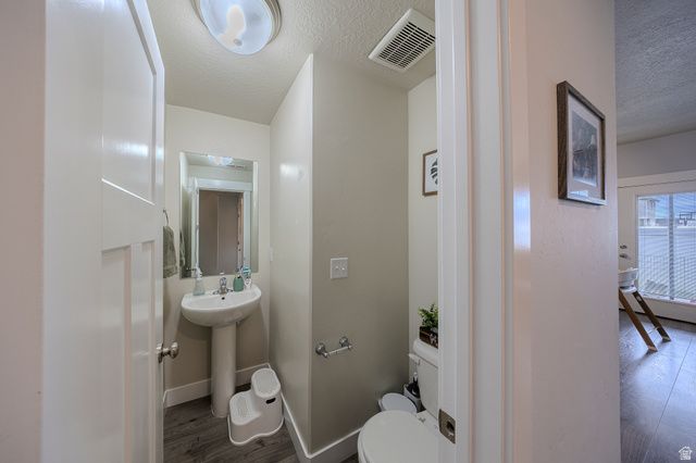 2388 W JADE WAY, West Haven, UT 84401