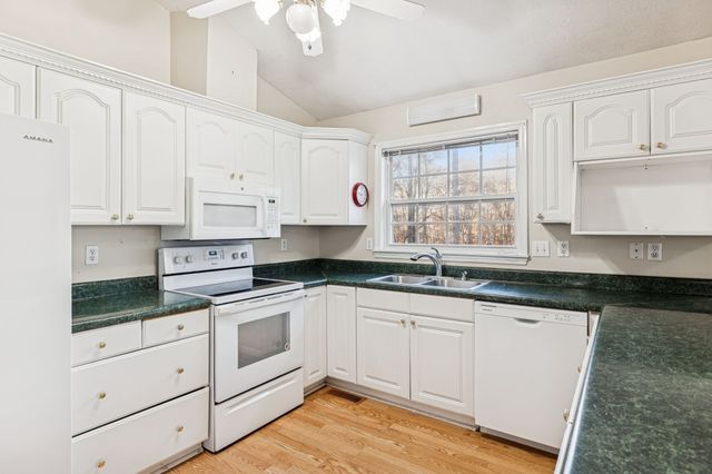 7399 Forrest Glenn Rd, Fairview, TN 37062