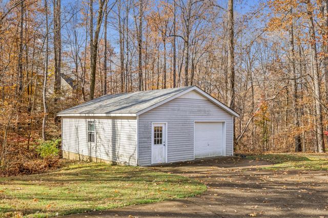 7399 Forrest Glenn Rd, Fairview, TN 37062