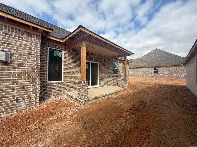 3916 Spencer Crossing Drive, Benton, AR 72019