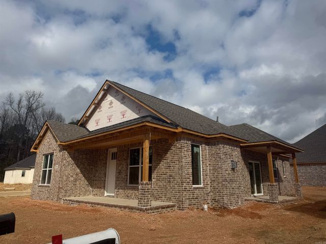 3916 Spencer Crossing Drive, Benton, AR 72019