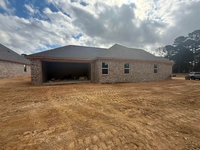 3916 Spencer Crossing Drive, Benton, AR 72019