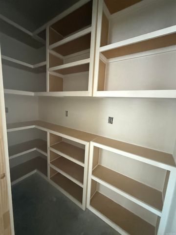 3916 Spencer Crossing Drive, Benton, AR 72019