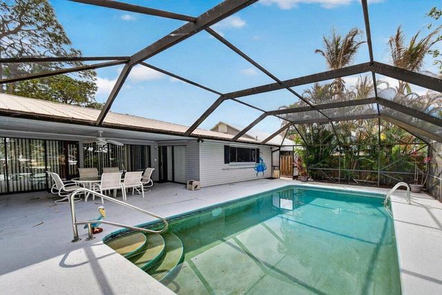 1272 SW Evergreen Lane, Palm City, FL 34990