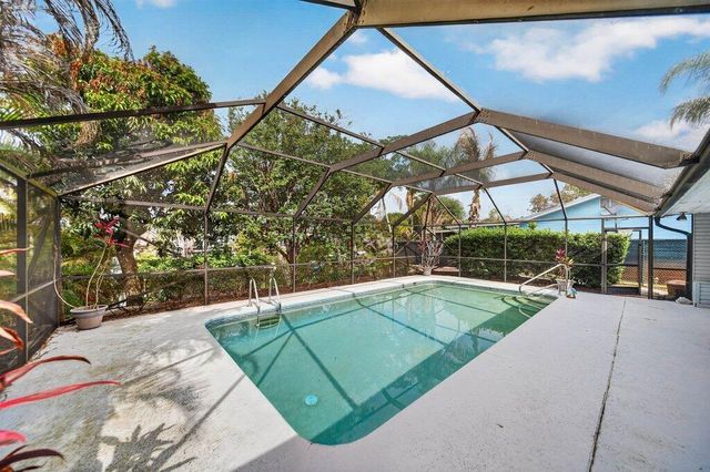 1272 SW Evergreen Lane, Palm City, FL 34990