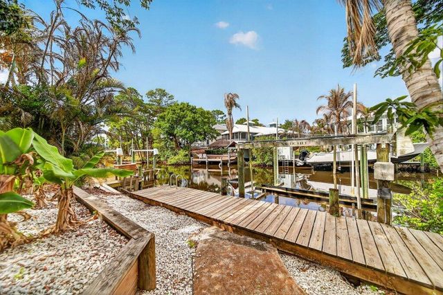 1272 SW Evergreen Lane, Palm City, FL 34990