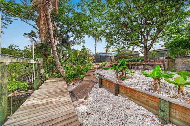 1272 SW Evergreen Lane, Palm City, FL 34990