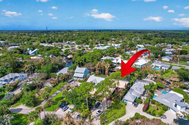 1272 SW Evergreen Lane, Palm City, FL 34990