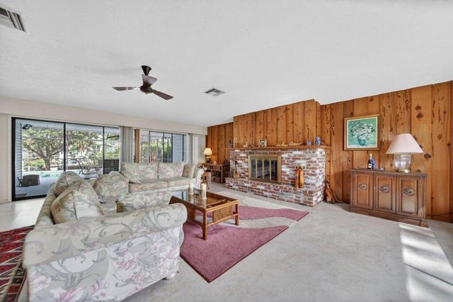 1272 SW Evergreen Lane, Palm City, FL 34990