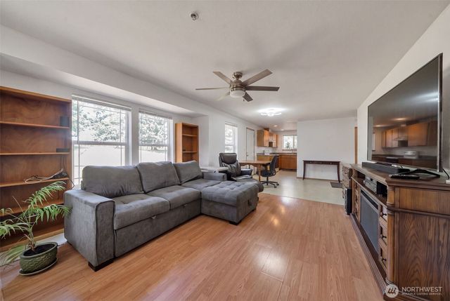 2399 McDonald Avenue, Dupont, WA 98327