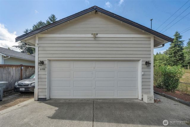2399 McDonald Avenue, Dupont, WA 98327