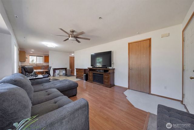 2399 McDonald Avenue, Dupont, WA 98327