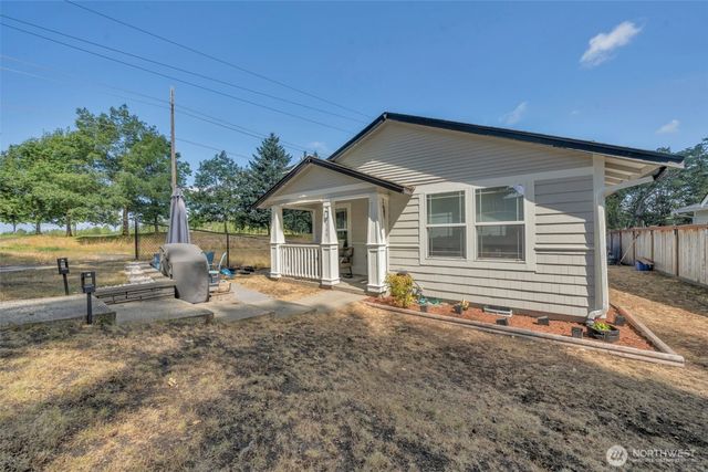 2399 McDonald Avenue, Dupont, WA 98327