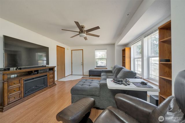2399 McDonald Avenue, Dupont, WA 98327