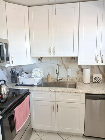 133 SOMERSET G, West Palm Beach, FL 33417