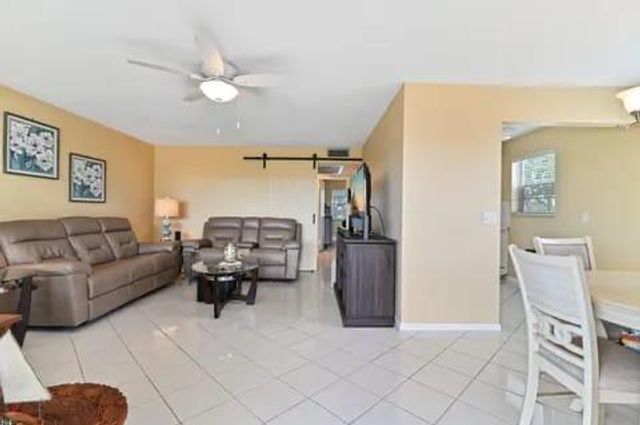 133 SOMERSET G, West Palm Beach, FL 33417