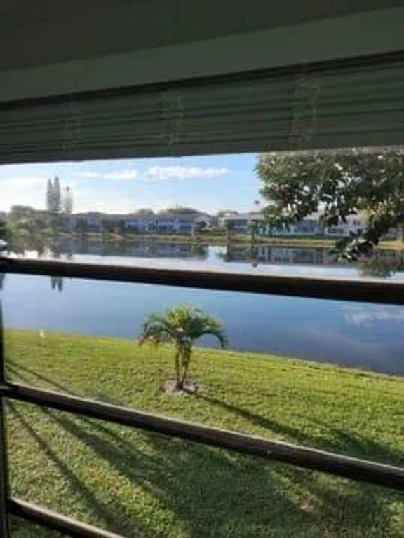 133 SOMERSET G, West Palm Beach, FL 33417