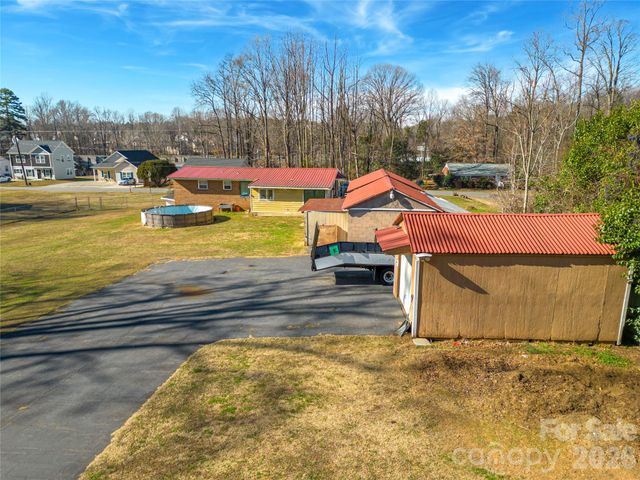 2410 Juniper Drive, Charlotte, NC 28269