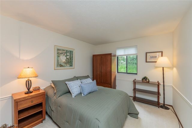 132 Kimrose Lane, Broadview Heights, OH 44147