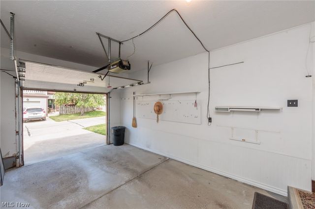 132 Kimrose Lane, Broadview Heights, OH 44147