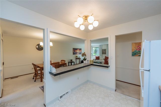 132 Kimrose Lane, Broadview Heights, OH 44147