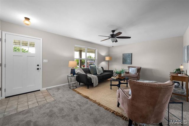3213 Apple Drive, St Charles, MO 63301