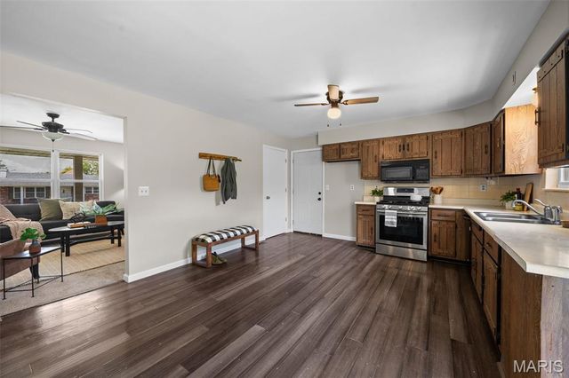 3213 Apple Drive, St Charles, MO 63301