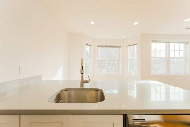 375 Dorchester St. 2, Boston, MA 02127