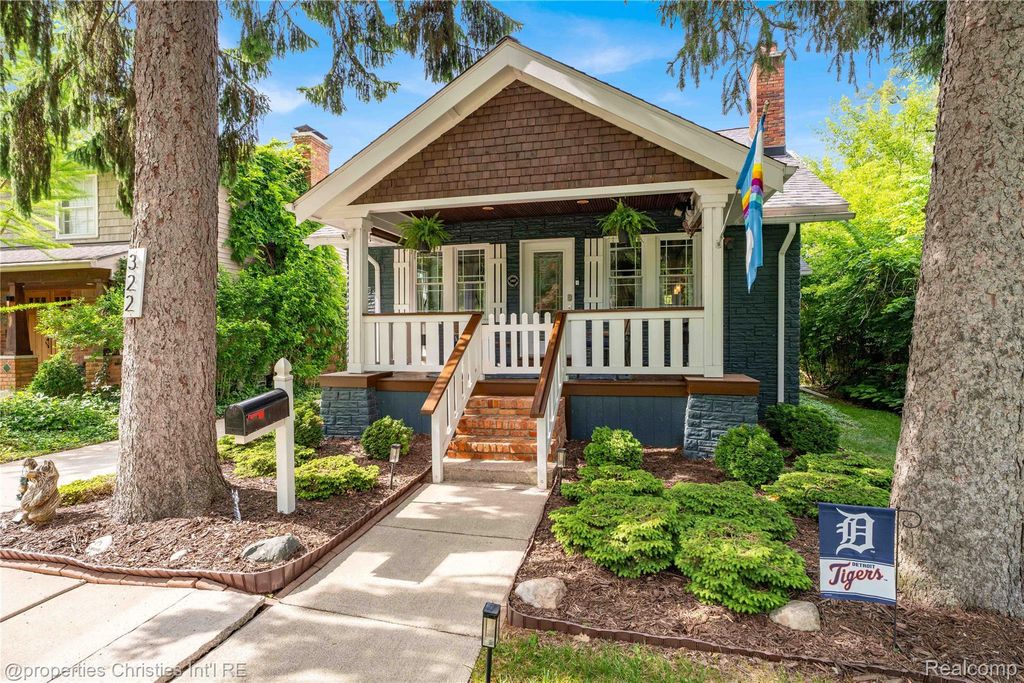 322 Potawatomi Boulevard, Royal Oak, MI 48073