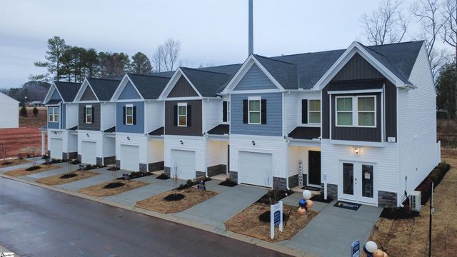 30 Stoneview Way, Taylors, SC 29687