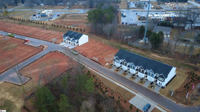 30 Stoneview Way, Taylors, SC 29687