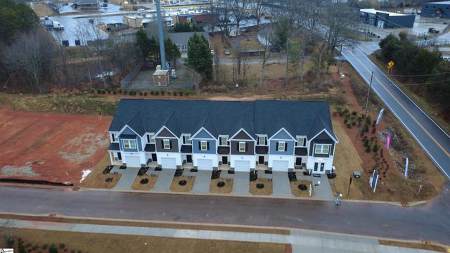 30 Stoneview Way, Taylors, SC 29687
