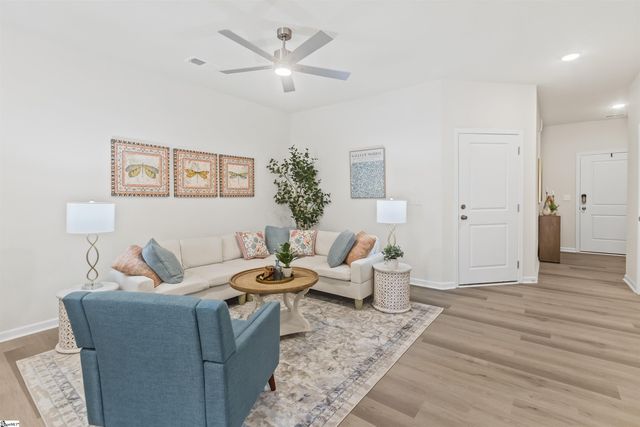 30 Stoneview Way, Taylors, SC 29687