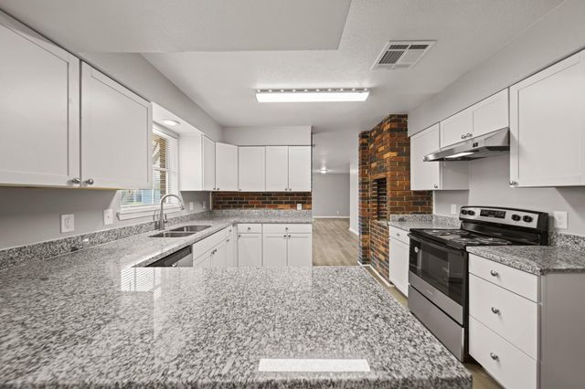 7265 Ashburn Street, Houston, TX 77061