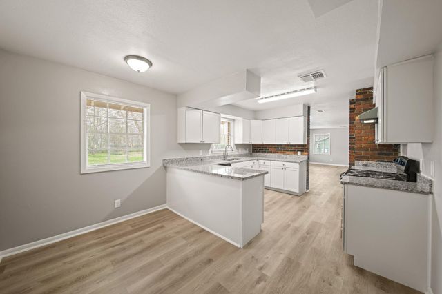 7265 Ashburn Street, Houston, TX 77061