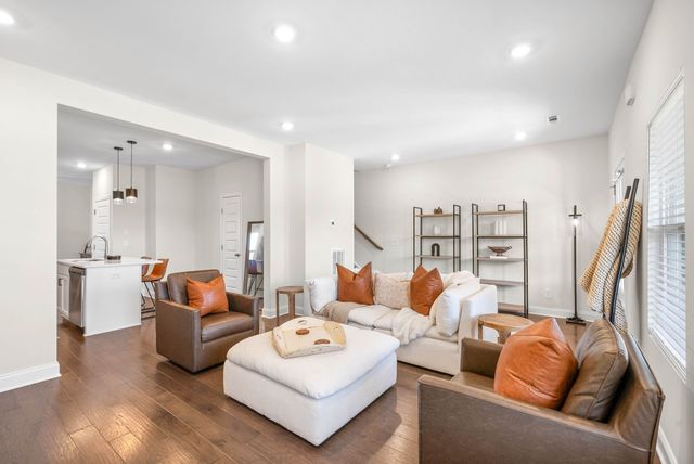 967 Nance Ln, Lebanon, TN 37087