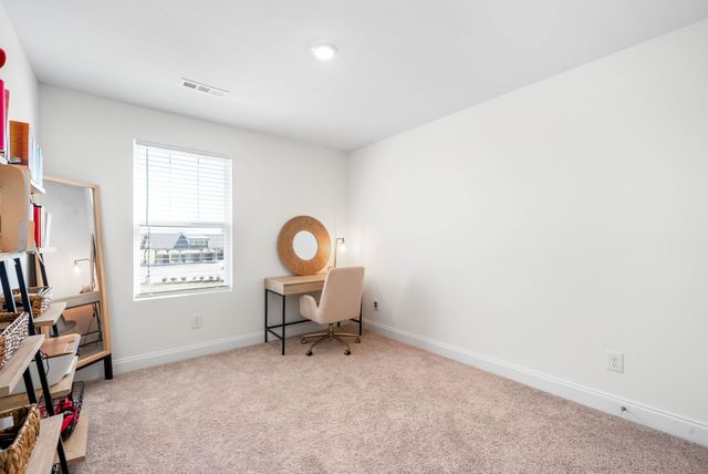 967 Nance Ln, Lebanon, TN 37087